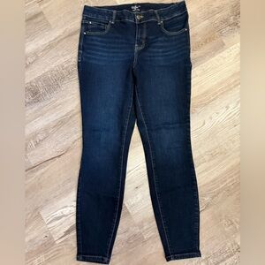 Maurices Everflex High-Rise Skinny Jeans Size 14W